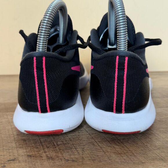 Nike Tanjun Women’s Running Shoes Black Pink 908995-008 Size 6.5 Lightweight - Picture 2 of 7